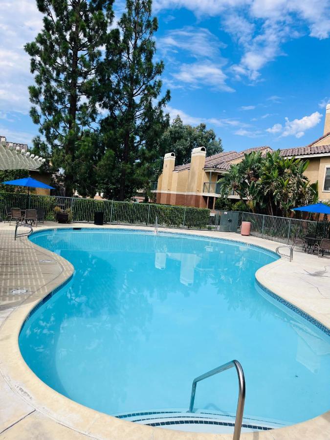 Stylish 2 Bedroom Near Ontario Airport Fontana Buitenkant foto